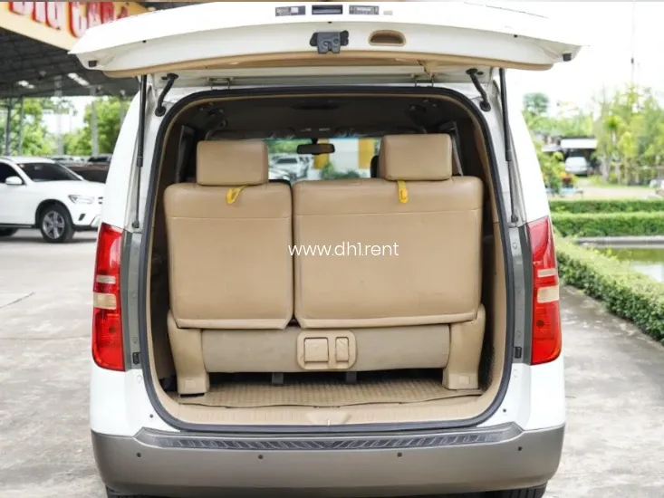 HYUNDAI STAREK 7 ที่นั่ง ปี 2012 ภูเก็ต HYUNDAI STAREK 7 ที่นั่ง ปี 2012